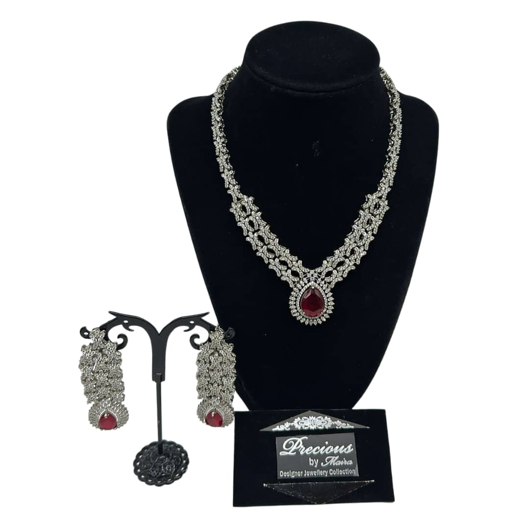 High quality Zirconia set with ruby centre stone