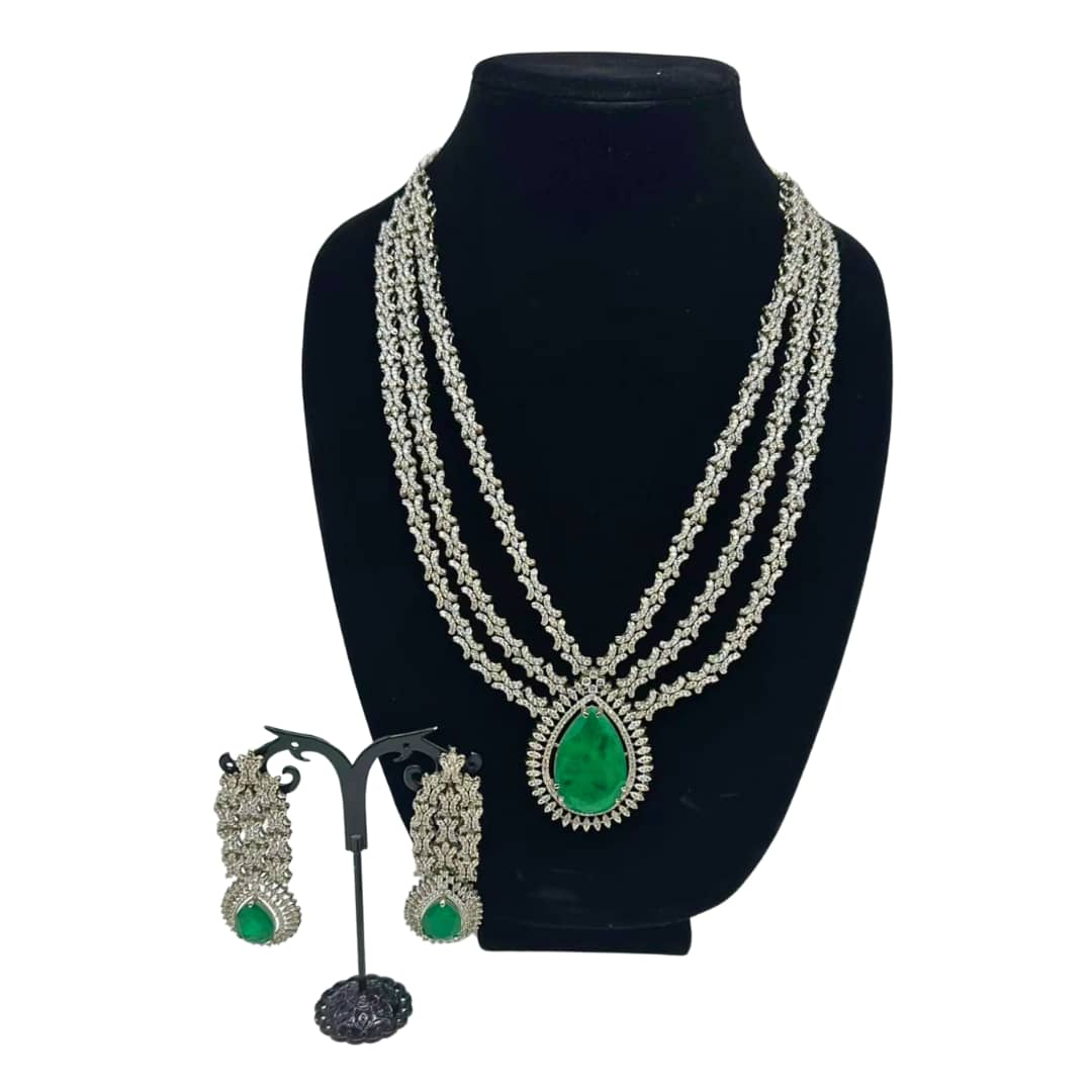 High quality Zirconia set with main emerald stones