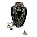 Multi kudan choker with three layered Mala, matching earrings and tikka in pearls finish